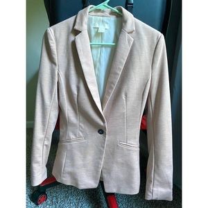 H&M pink suit jacket 🧥